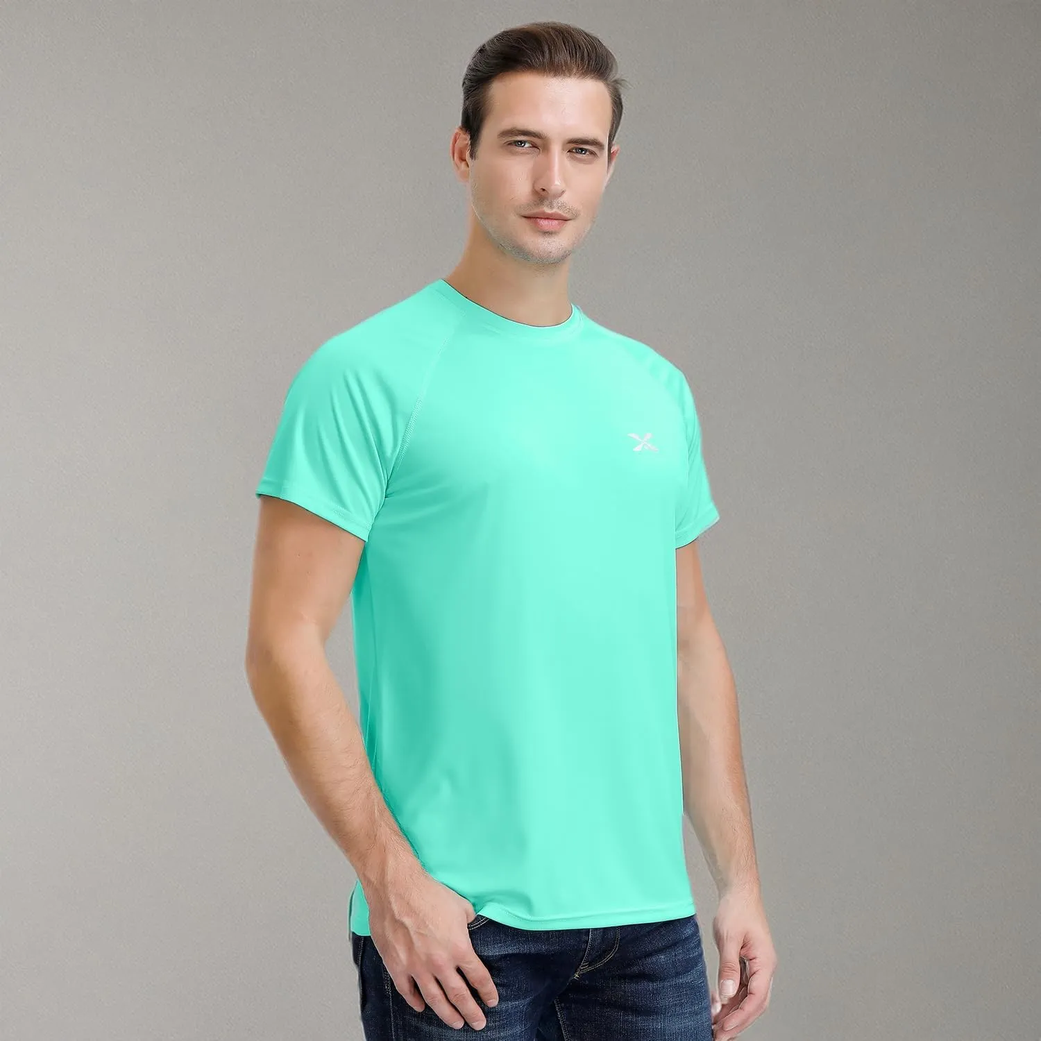 Corna Men's Short Sleeve T-Shirts, Lightweight Men's Workout Shirt, UPF 50  Sun Protection Athletic Dry Fit Shirts for Men